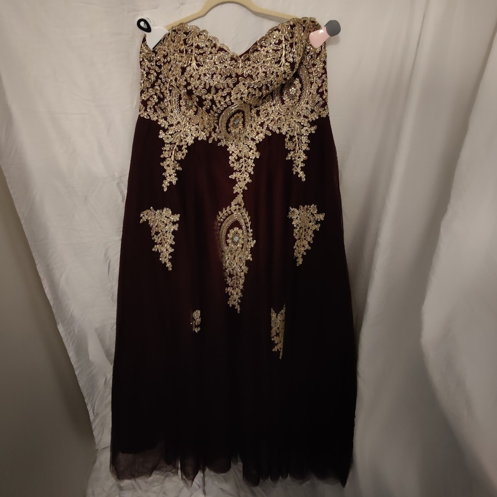 Maroon and gold strapless gown, prom dress, frolicking dress, princess dress
